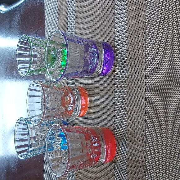 Liquor glasses - Picture 3 of 4